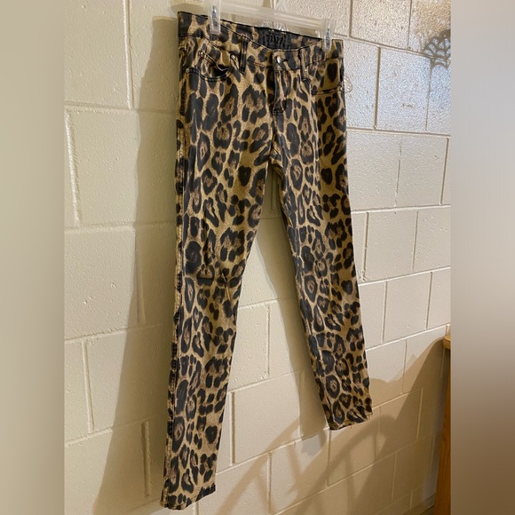 SOLD!!! Tripp NYC vintage goth punk 2000’s leopard print skinny jeans - Picture 2 of 7